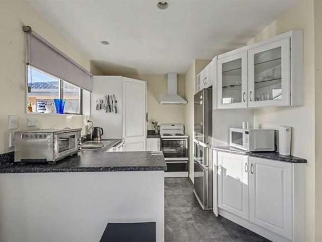 House for sale in Fairdown, West Coast