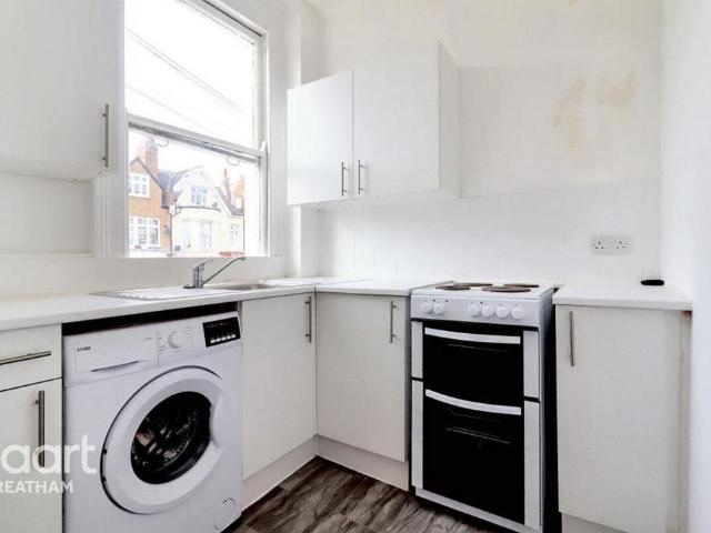 Apartment for rent in London Borough of Lambeth, Greater London