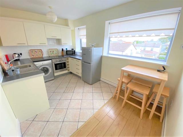 Apartment to rent in Bluebell, North Tipperary