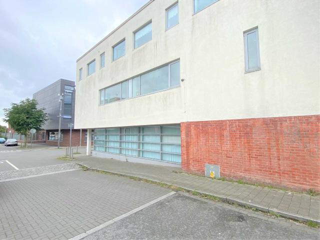 Apartment to rent in Bluebell, North Tipperary