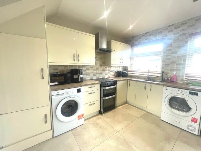 Apartment to rent in Bluebell, North Tipperary