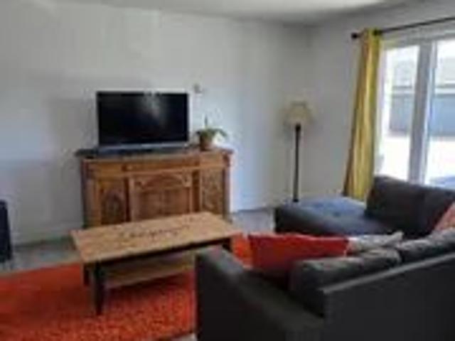 Apartment for rent in Saint-paul, Quebec