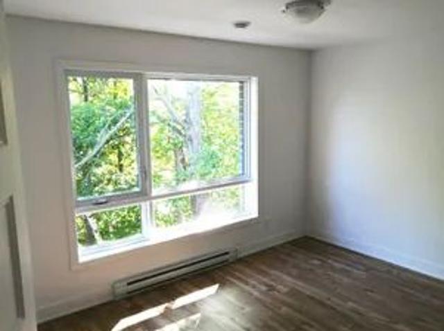 Apartment for rent in Saint-paul, Quebec
