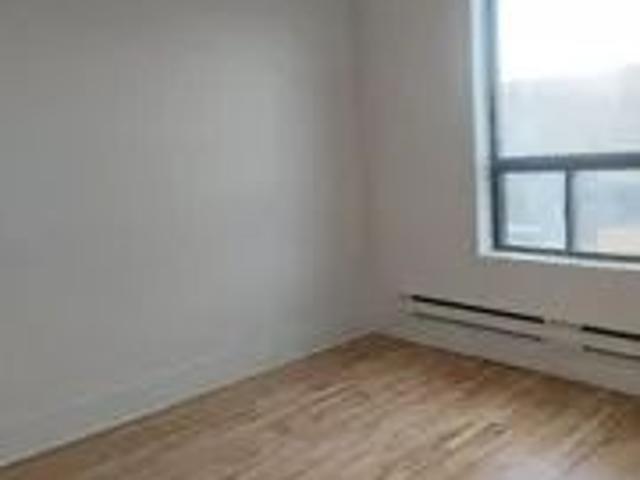 Apartment for rent in St. Leonard's, Quebec