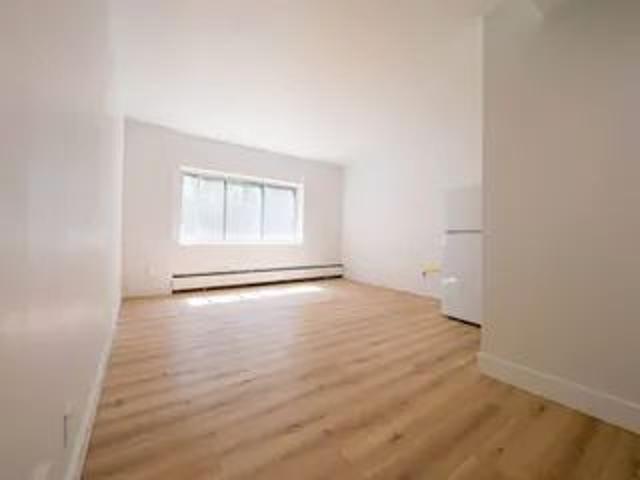 Apartment for rent in St. Leonard's, Quebec