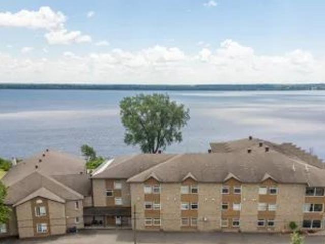 Apartment for rent in Mauricie, Quebec