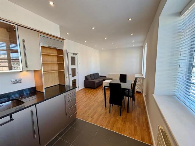 Apartment for rent in Round Hill, Brighton & Hove