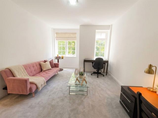Apartment for rent in St. John's Wood, Greater London
