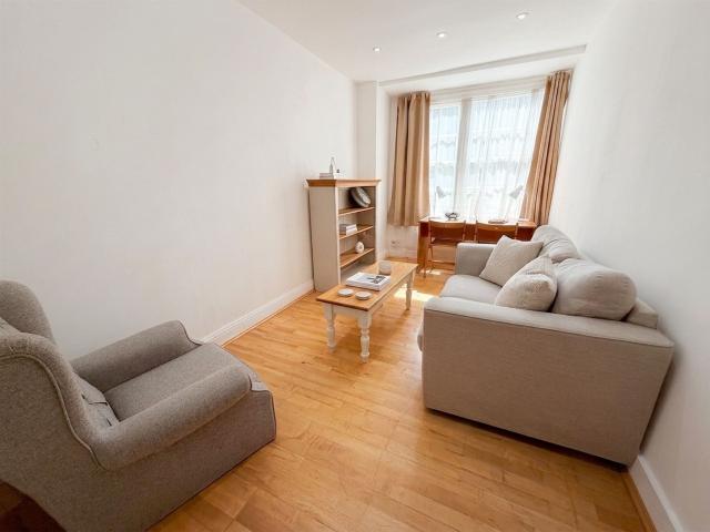 Apartment for rent in St. John's Wood, Greater London