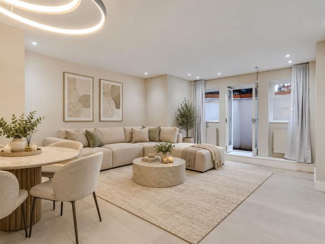 Apartment for rent in Maitland Park, Greater London