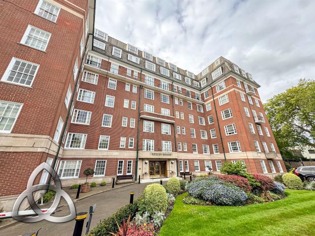 Apartment for rent in St. John's Wood, Greater London