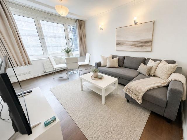 Apartment for rent in St. John's Wood, Greater London