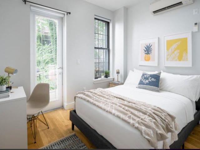 Room for rent in Arverne, New York