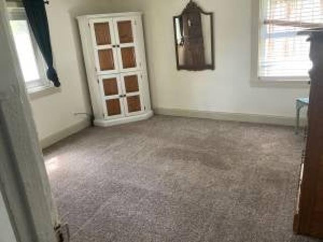 Room for rent in California