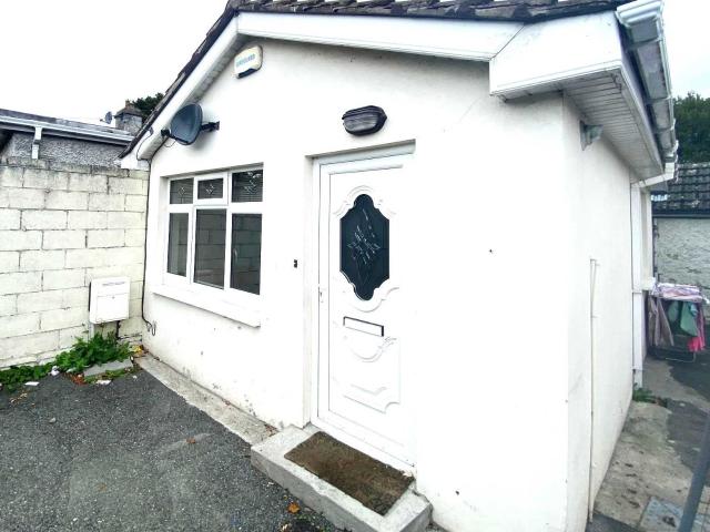 House to rent in Bluebell, North Tipperary