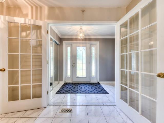 House for rent in Dollard-des-ormeaux, Quebec
