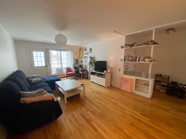Apartment for rent in Sainte-anne-de-bellevue, Quebec