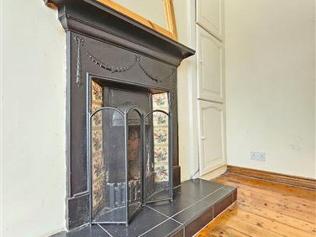 House for sale in Ennis