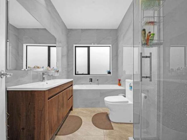 House for sale in Papakura