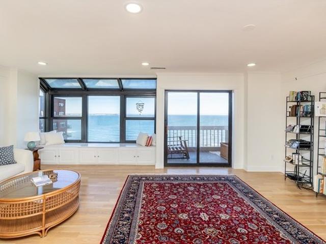 Condo for sale in Winthrop Highlands, Winthrop