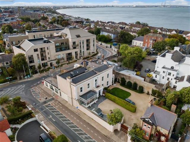 Detached House for sale in Blackrock, County Dublin