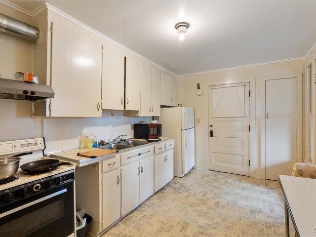 House for sale in Oneida, New York