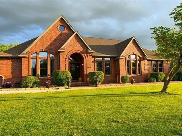 House for sale in Lamar, Barton County