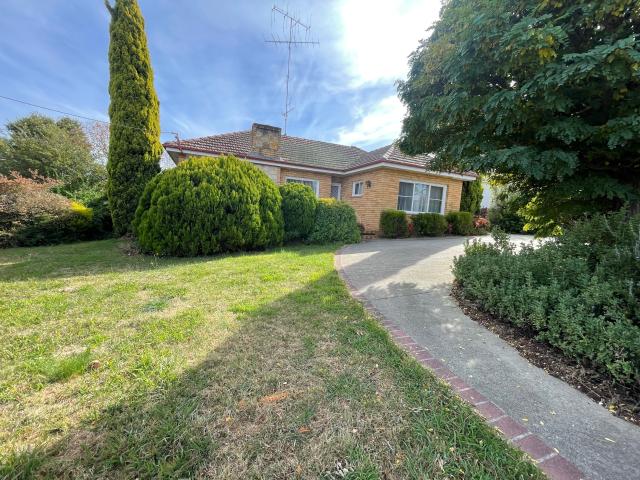 House for rent in Brisbane Grove, New South Wales