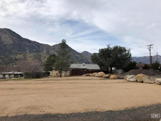 Land for sale in Kernville
