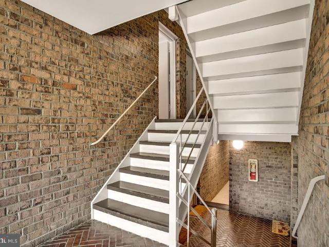 Condo for sale in Annapolis, Maryland