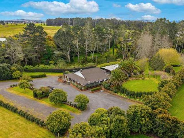 House for sale in Paremoremo, Oroua County