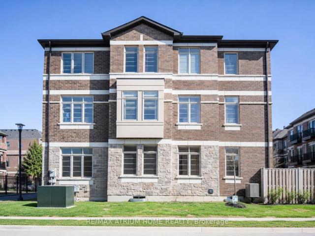 Townhouse for sale in Woburn, Ontario