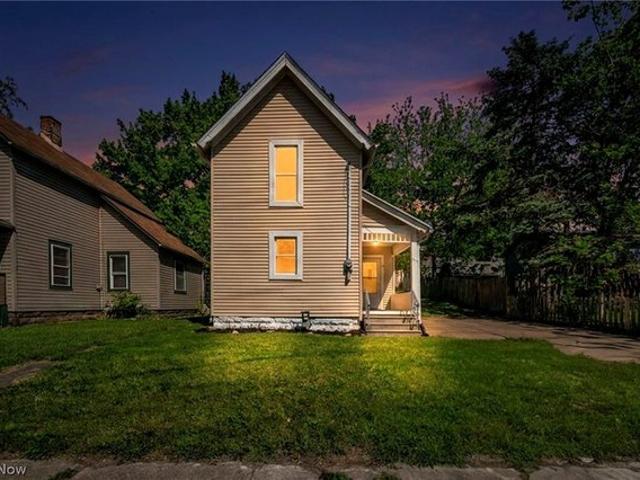House for sale in Elyria, Ohio