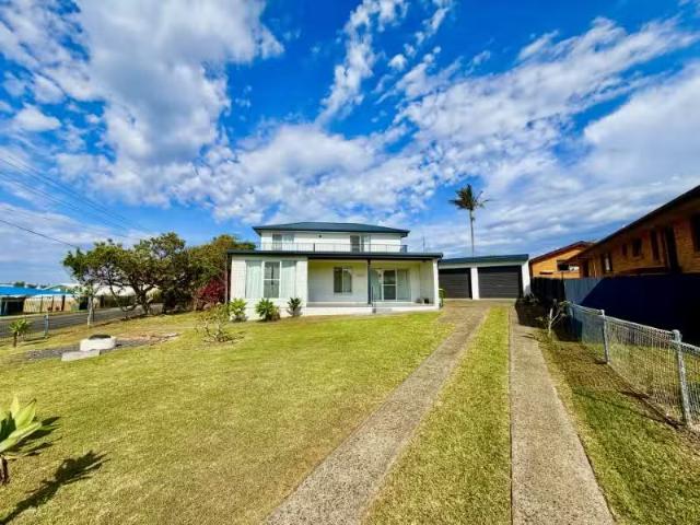 House for rent in Old Bar, New South Wales