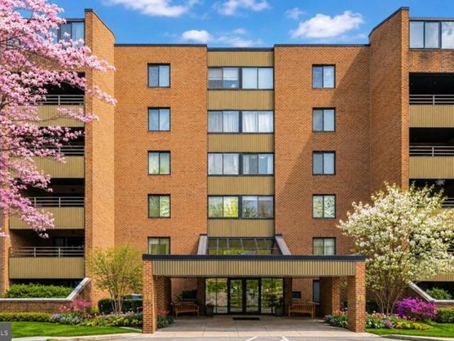 Condo for sale in Glen Arm, Maryland