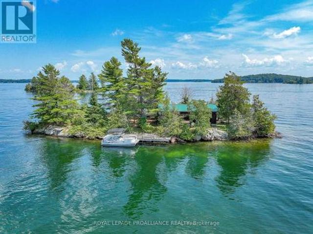 House for sale in Ontario