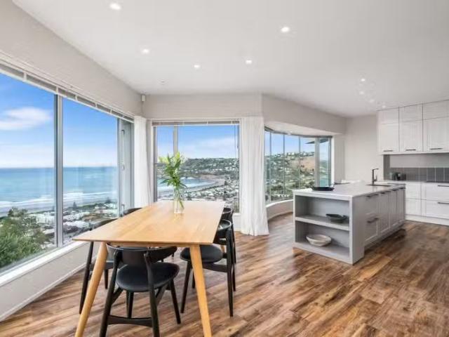 House for sale in Chaslands, Canterbury