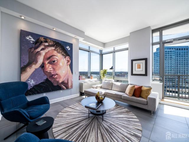 Condo for sale in New Brunswick, New Jersey