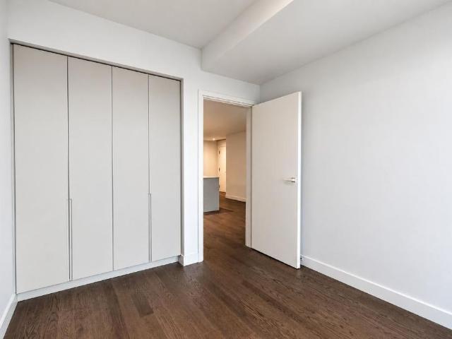 Apartment for rent in Ville-Marie, Montréal