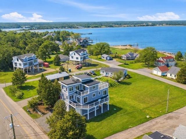 House for sale in Mattapoisett, Massachusetts