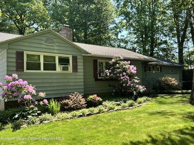 House for sale in Bloomington, New York