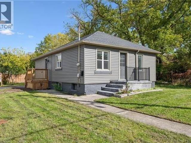 House for sale in Two Rivers Neighbourhood Group, Guelph
