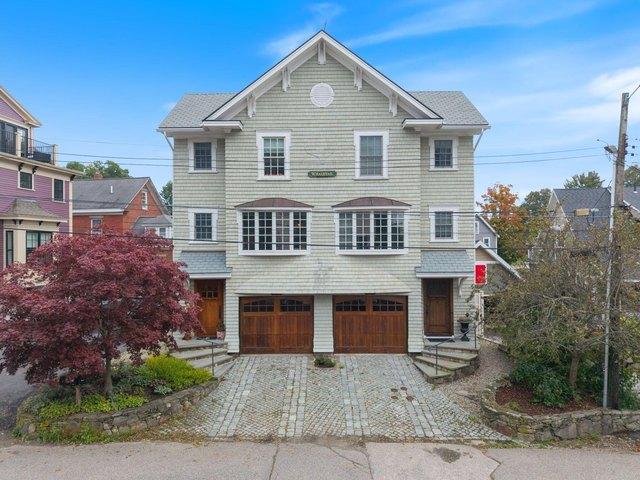 Townhouse for sale in Kittery, York County