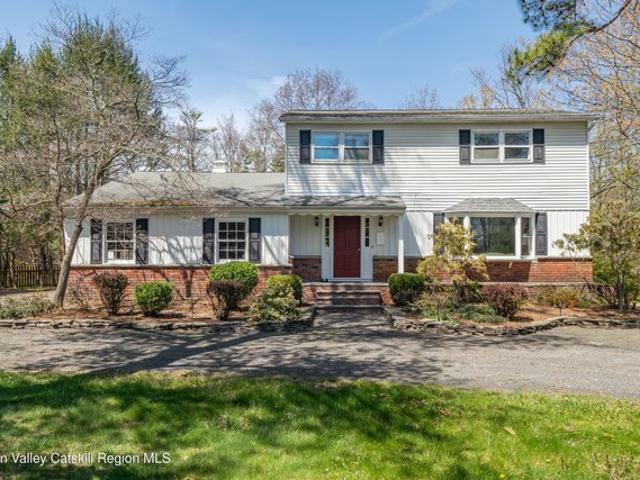 House for sale in Bearsville, New York