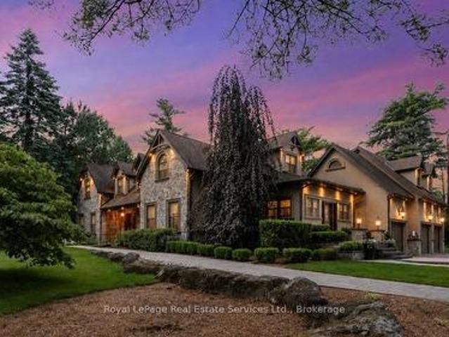 House for sale in Ancaster, Ontario