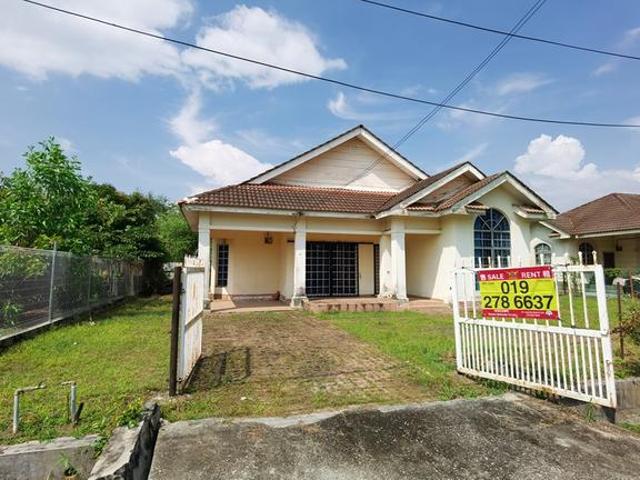 Bungalow for sale in Tanjong Sepat, Selangor