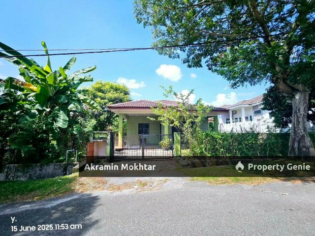 Bungalow for sale in Petaling, Subang Jaya