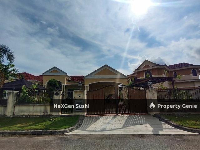 Bungalow for rent in Tanjong Sepat, Selangor
