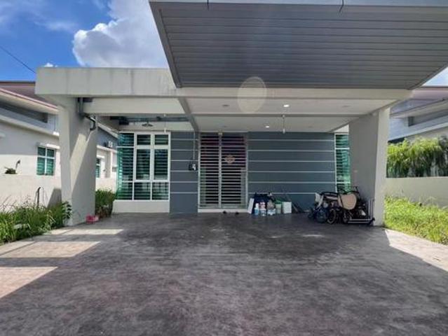 Bungalow for sale in Wellesley, Penang
