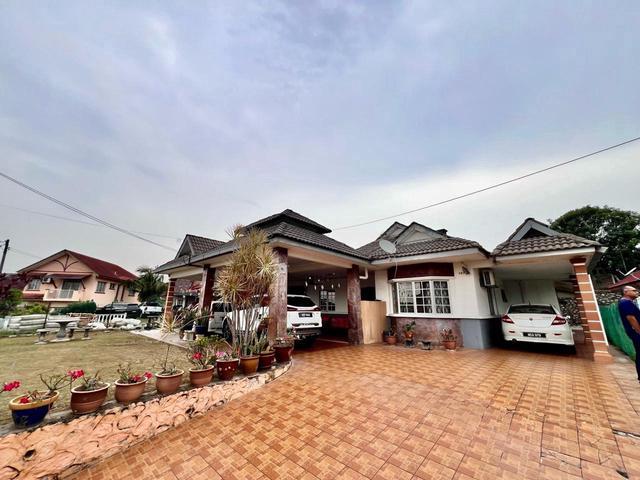 Bungalow for sale in Sendayan Village, Negeri Sembilan